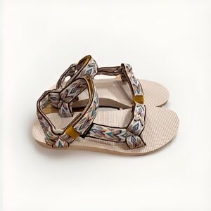 Teva Sandals Women's Original Universal Hiking  Size 6 Pink F3016C Western Aztec